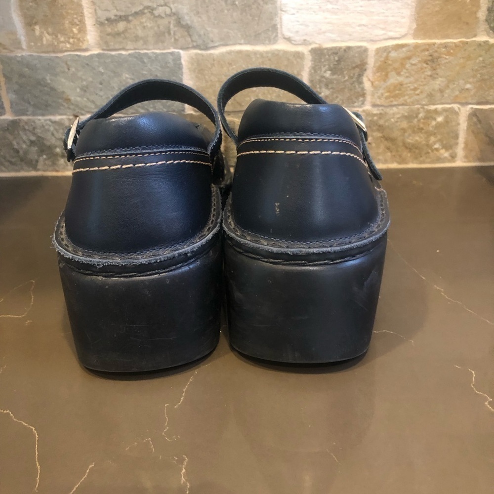 Naot navy leather low platform heel contrast stitching Mary Janes shoes size 40 - Picture 5 of 11